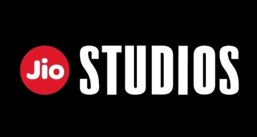 धुरंधर फ्रेंचाइजी का जलवा, दोनों फिल्मों ने मिलकर 3000 करोड़ रुपए का आंकड़ा पार किया